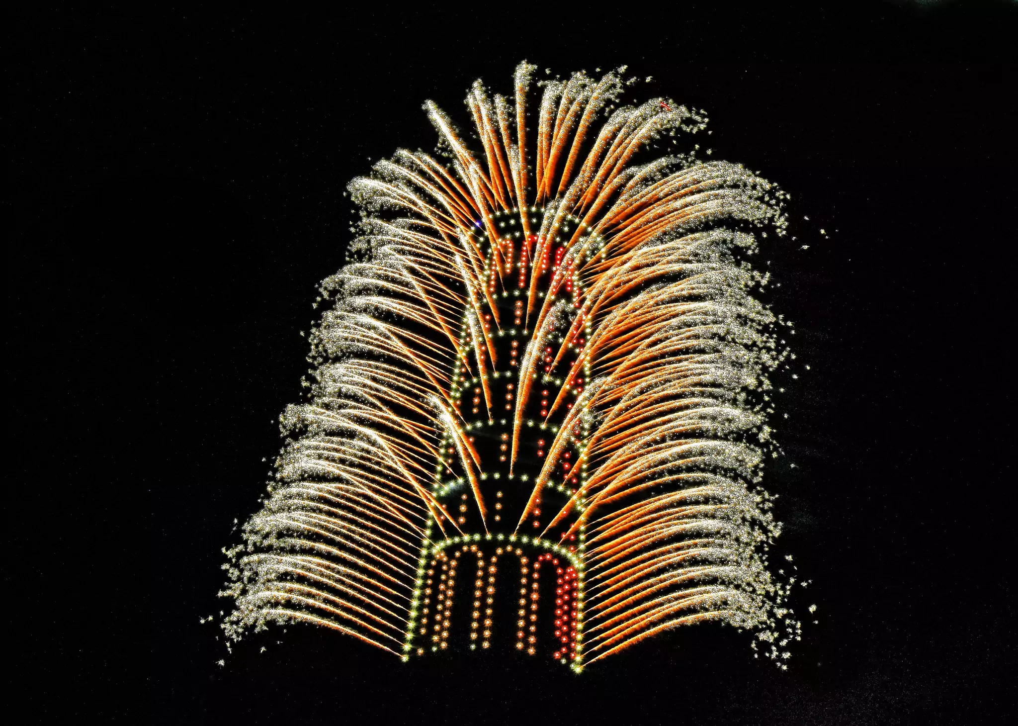 Pyro Drones show combining fireworks, lights, and movements for an innovative and immersive aerial performance by Pyroemotions